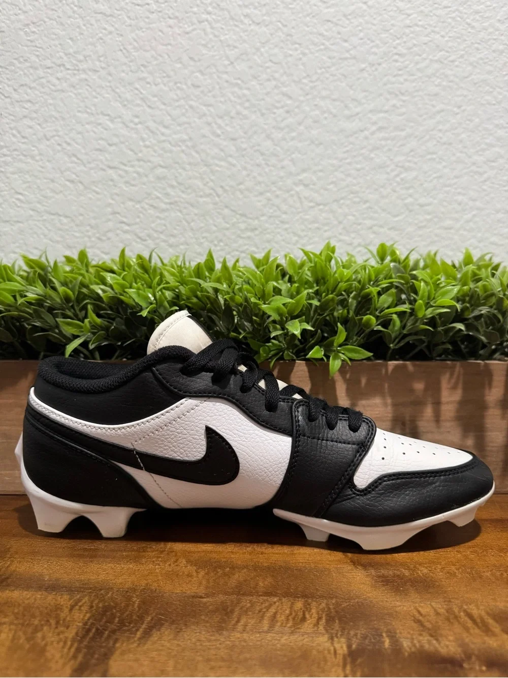 Nike Air Jordan 1 Low TD Panda Black Football Cleats FJ6245-100 Mens Size 10.5